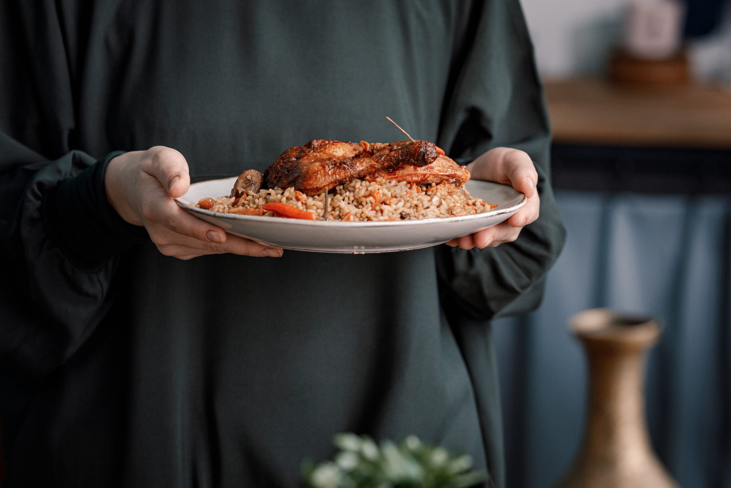 Kabsa,Close-up,,Rice,And,Meat,Dish,,Saudi,Arabia,National,Traditional